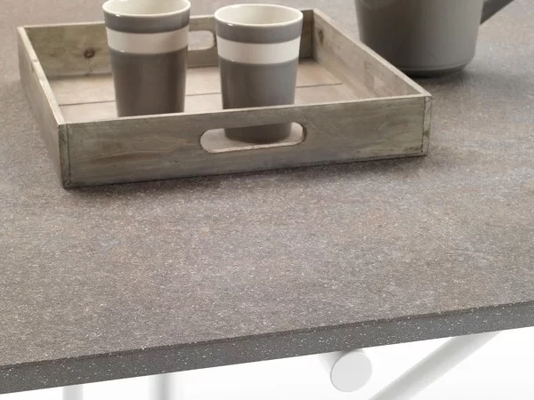 Detalles del tablero de la mesa Any Day outdoor