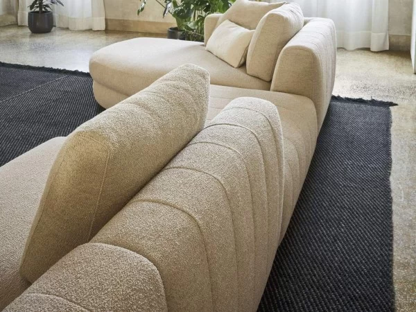 Backrest details of the Tobias sofa by Pianca