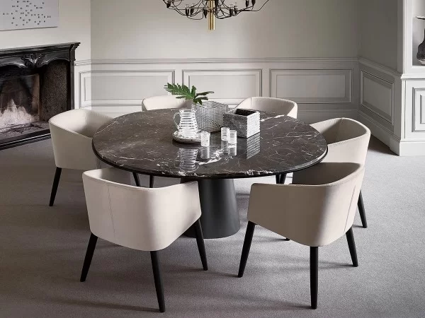 Lolyta chair by Meridiani in a dining room