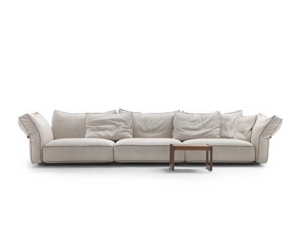 The Camelot sofa by Flexform