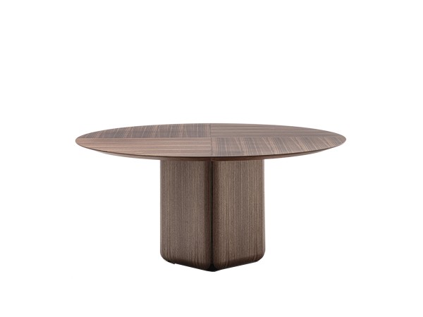 The Bay table by Porada