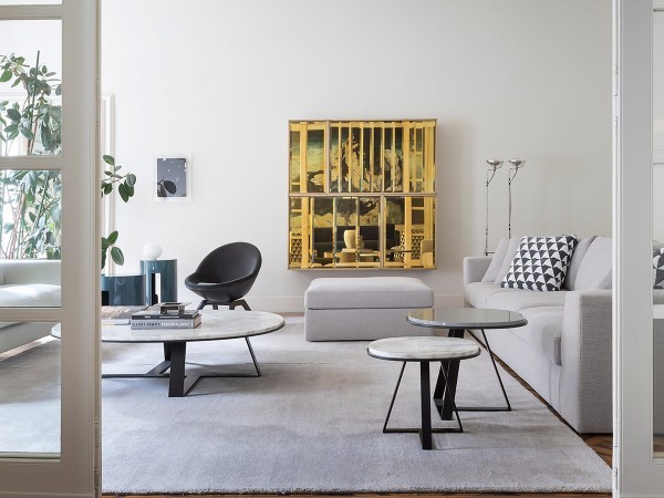 The Wolfang sideboard by Meridiani in a living area